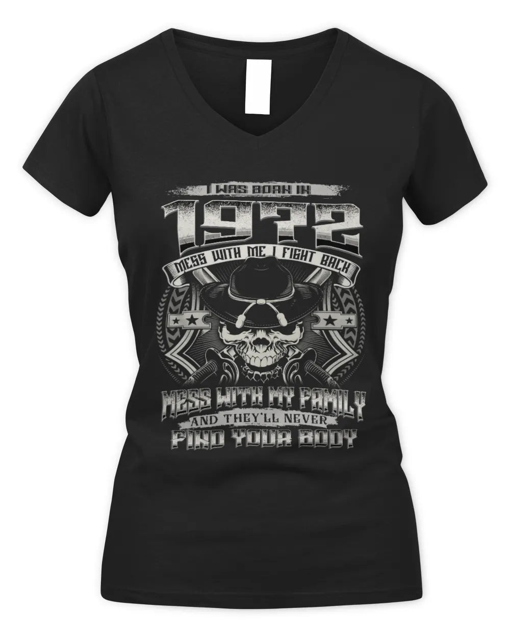 1972 HH89-K2 – T-shirt – Theme: "Birth Year – Family Always Protects" - Women's V-Neck T-Shirt - Black