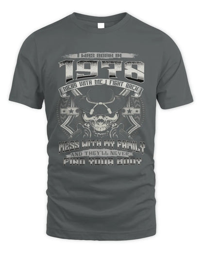 1978 HH89-K2 – T-shirt – Theme: "Birth Year – Family Always Protects" - Unisex Standard T-Shirt - Charcoal