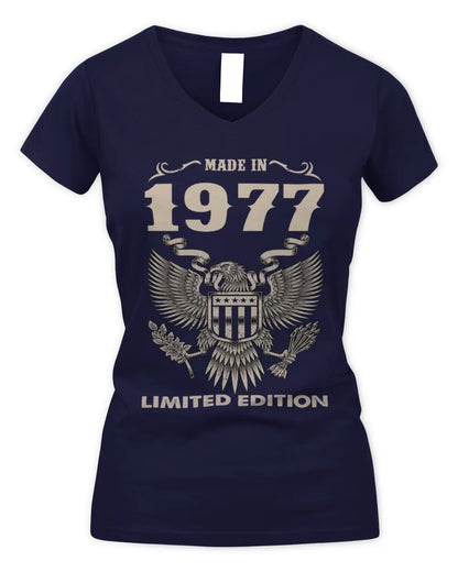 1977 HH89-K2 – Classic Birth Year Limited Edition T-Shirt - Women's V-Neck T-Shirt - Navy